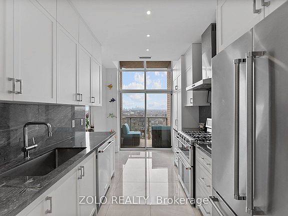 5th image of 265 Ridley Blvd #Penthouse 05