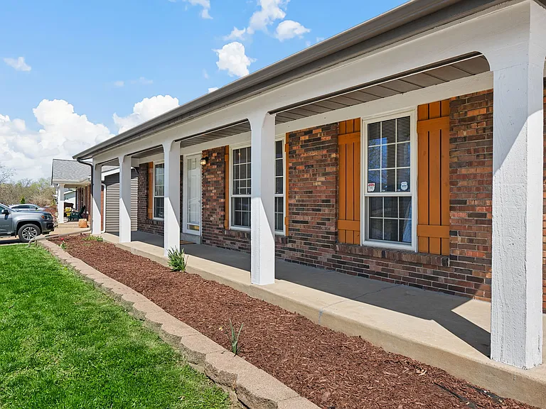 5342 Chatfield Dr — Photo 3