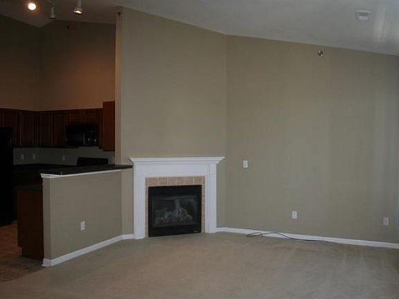 4th image of 14567 Vauxhall Dr