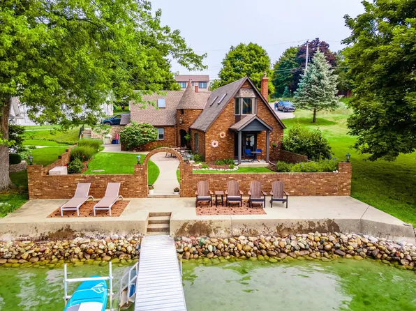 35 Ln 195 Lake Gage, Angola, IN 46703