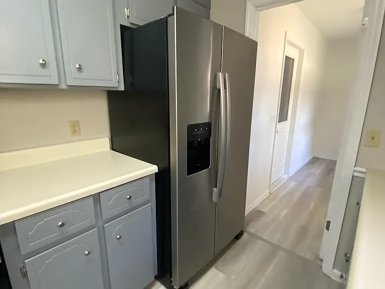105 Maid Marian Ct — Photo 9