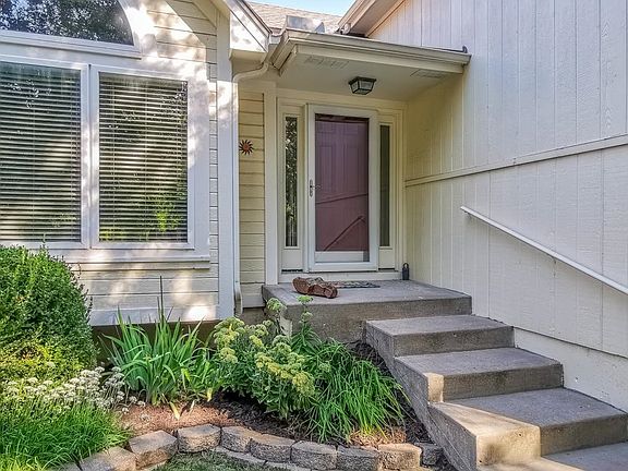 3rd image of 22104 W 51st St