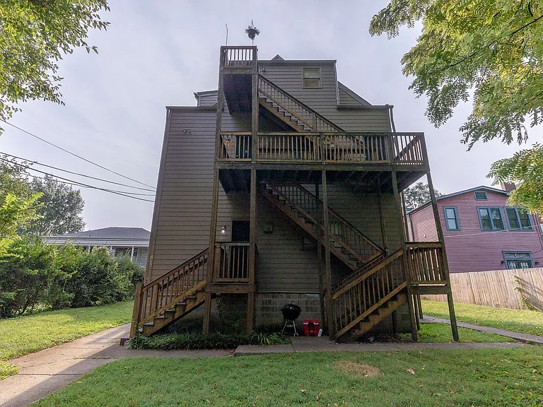 1406 S. 1st Street — Photo 28