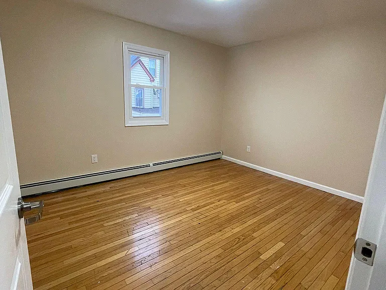 2 Westminster Ln #2 — Photo 6
