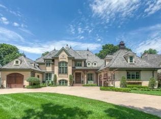 2904 W 71st St, Prairie Village, KS 66208