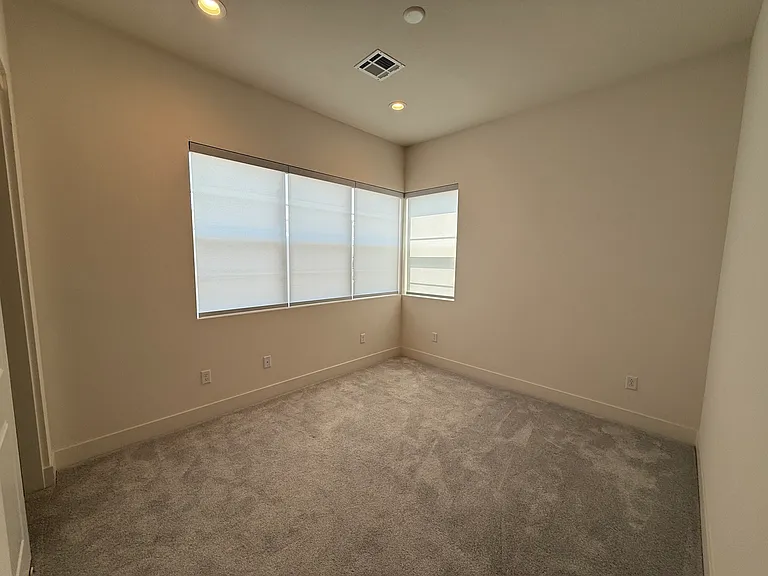 7765 Navasota Dr — Photo 17
