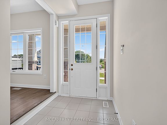 4th image of 117 Windermere Blvd