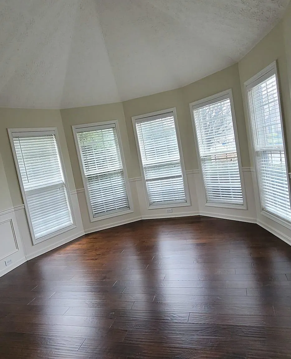 3 bed, 2100 sqft, $2,550 — Photo 2