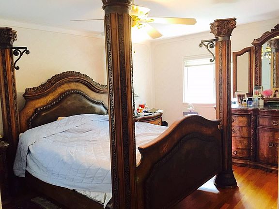 3rd image of 8207 192nd St