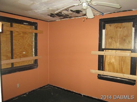 4th image of 864 Bryant St