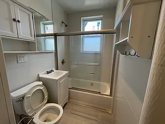 Rented by Metropolis International Realty Inc.