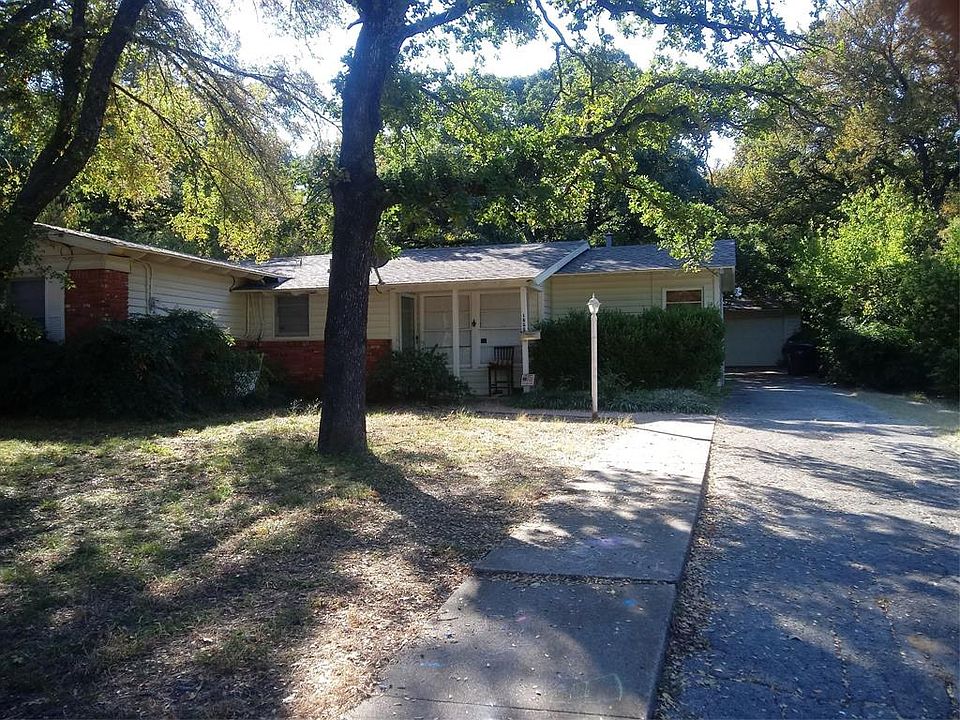 1st image of 1820 Montclair Dr