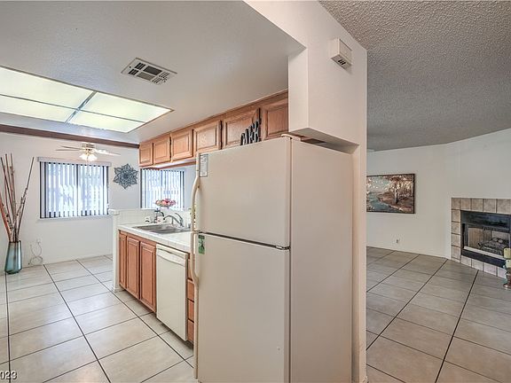 5th image of 3375 E Tompkins Ave Unit 157