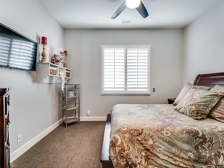 7377 Woods Ct — Photo 15
