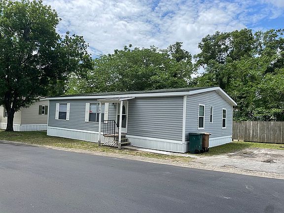 2nd image of 2580 SE 1st Ave