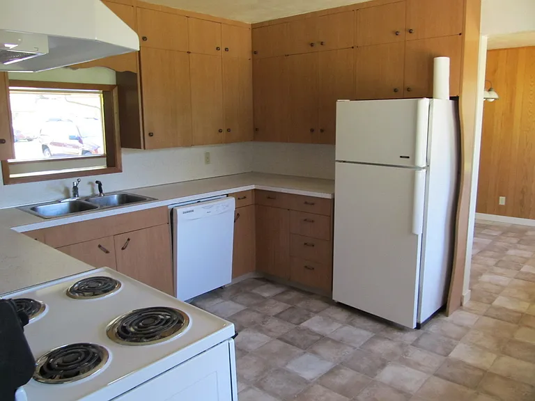 1509 Avon Ave — Photo 7