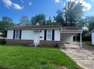 318 Burns St, Pineville, LA 71360