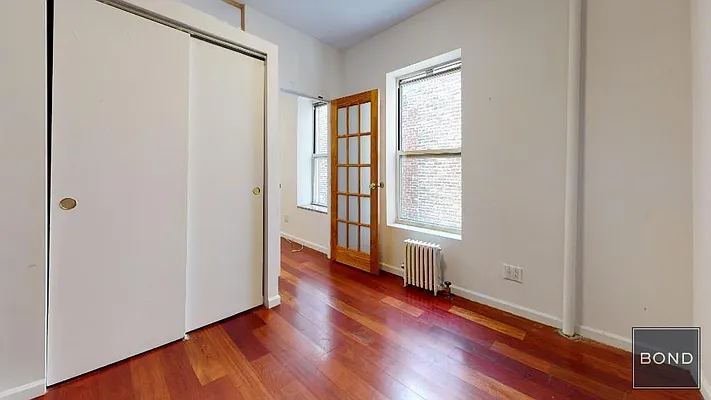 Rented by Bond New York | media 9