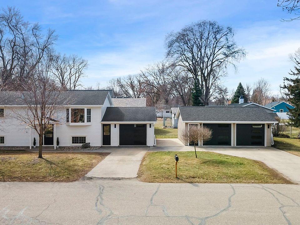 1st image of 501 W Saint Paul St