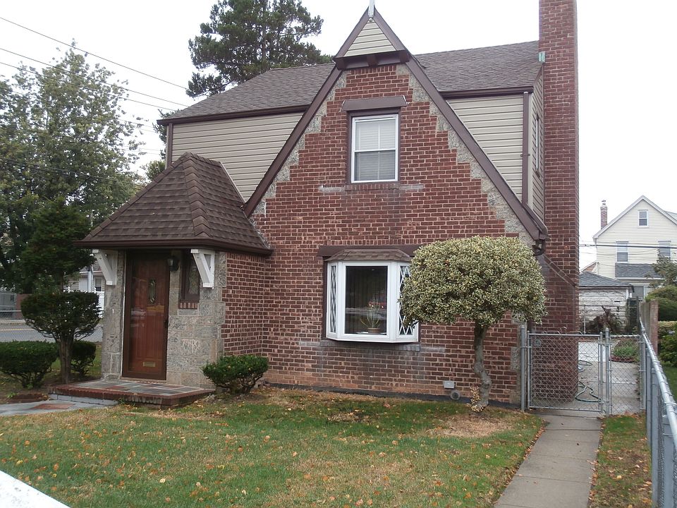 1st image of 11558 218th St