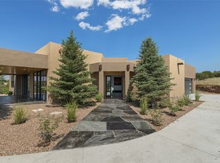 10 Sendero De La Vida, Santa Fe, NM 87506