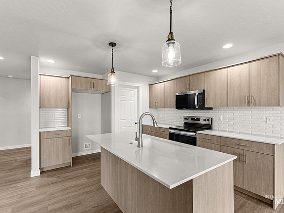4th image of 3130 E Mossy Creek Dr