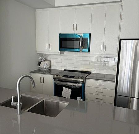 4th image of 151 Honeycrisp Cres #Townhouse 177