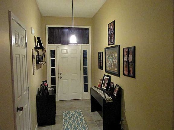 5th image of 2901 W Palisades Pkwy