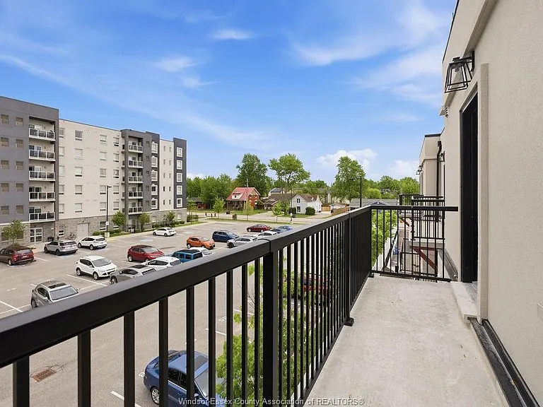 133 Laird Ave #203 — Photo 14