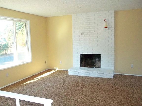 3rd image of 3513 NE 148th Ave