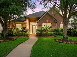 6027 Serrano Terrace Ln, Houston, TX 77041
