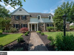 400 Hawthorne Dr, Wilmington, DE 19802