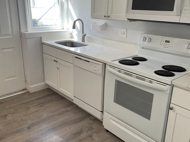 265 Highland Ave #4 — Photo 2