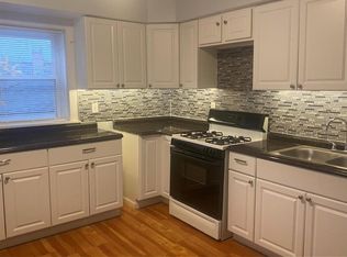9524 S La Salle St UNIT 2, Chicago, IL 60628