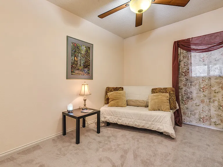 8309 Horton Trl — Photo 11