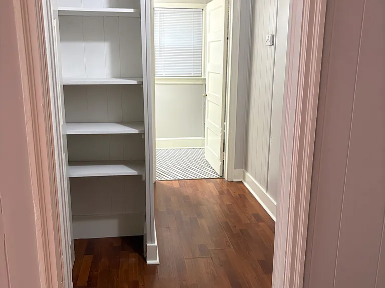 416 Manor Cir — Photo 12