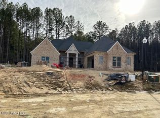 1229 Old Court Xing, Flowood, MS 39232