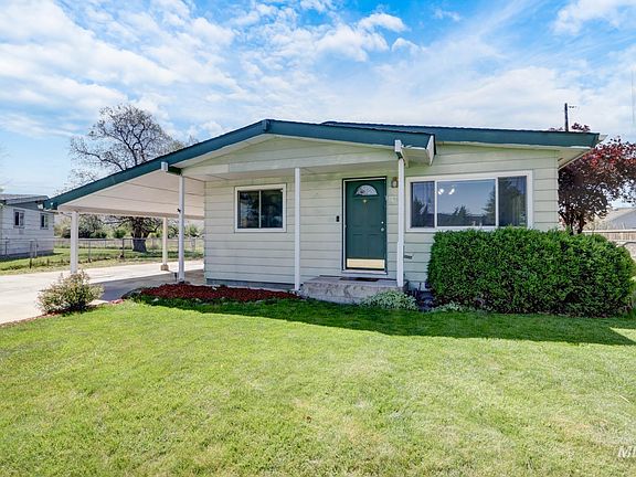 5th image of 613 Lynn Dr