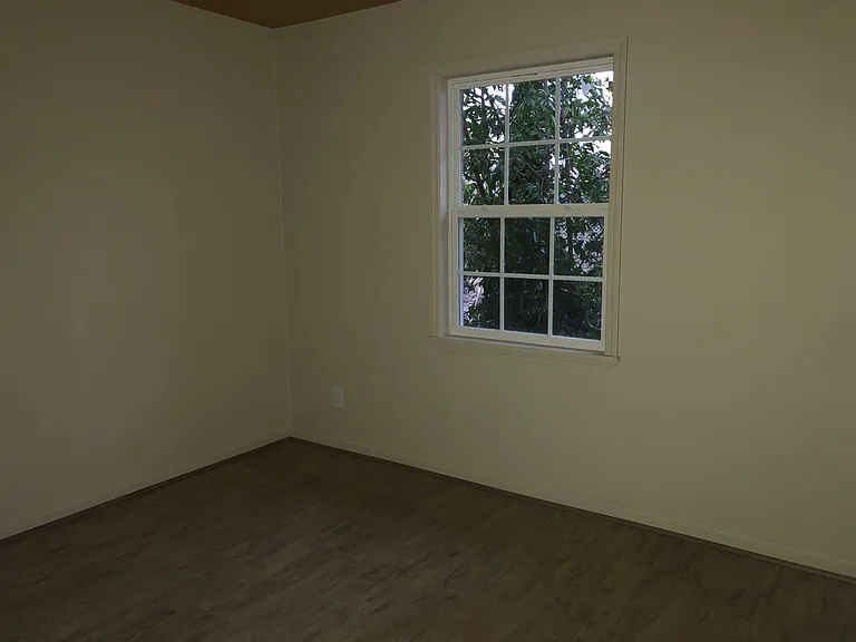 411 & 413 Nixon Ave SW — Photo 15