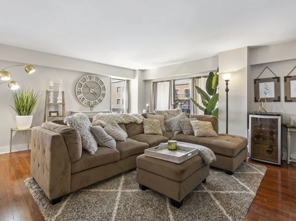 15 N Beacon St APT 305, Allston, MA 02134