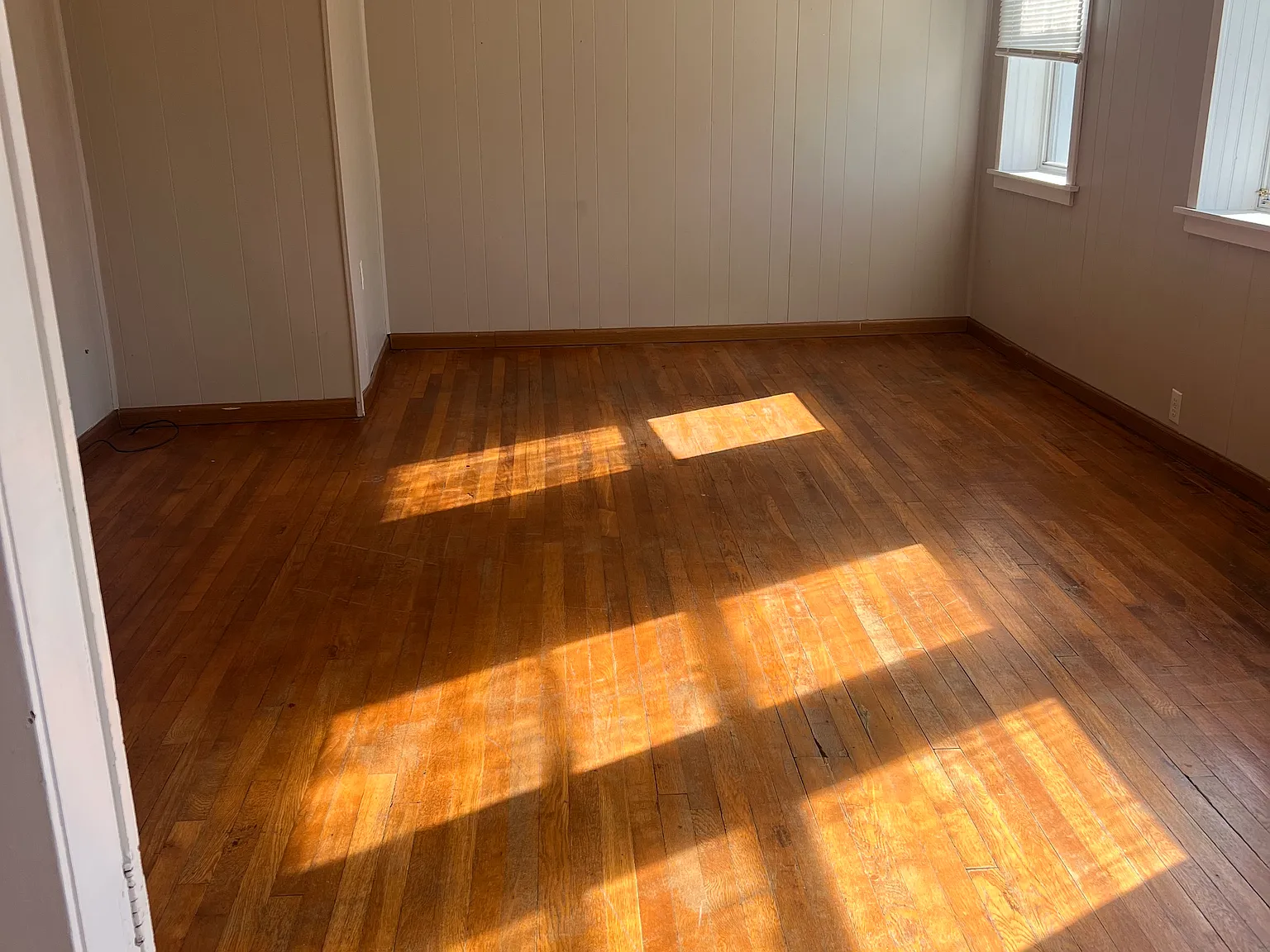 2 bed, 1100 sqft, $700 — Photo 3