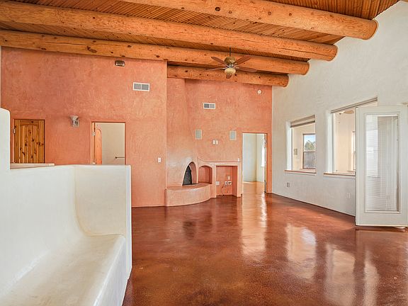 5th image of 2408 Catalina Ct