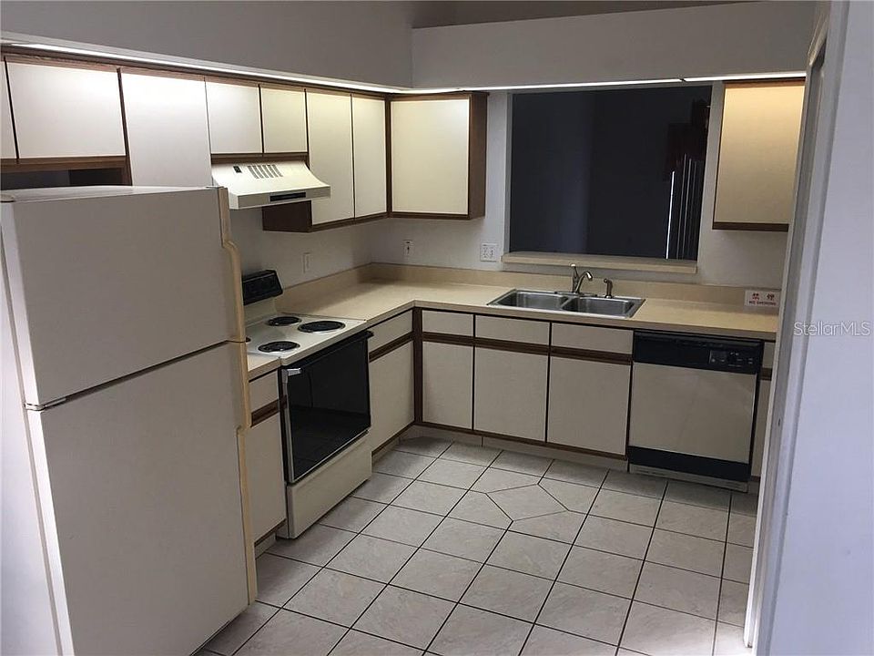 2nd image of 3104 Marshland Ct