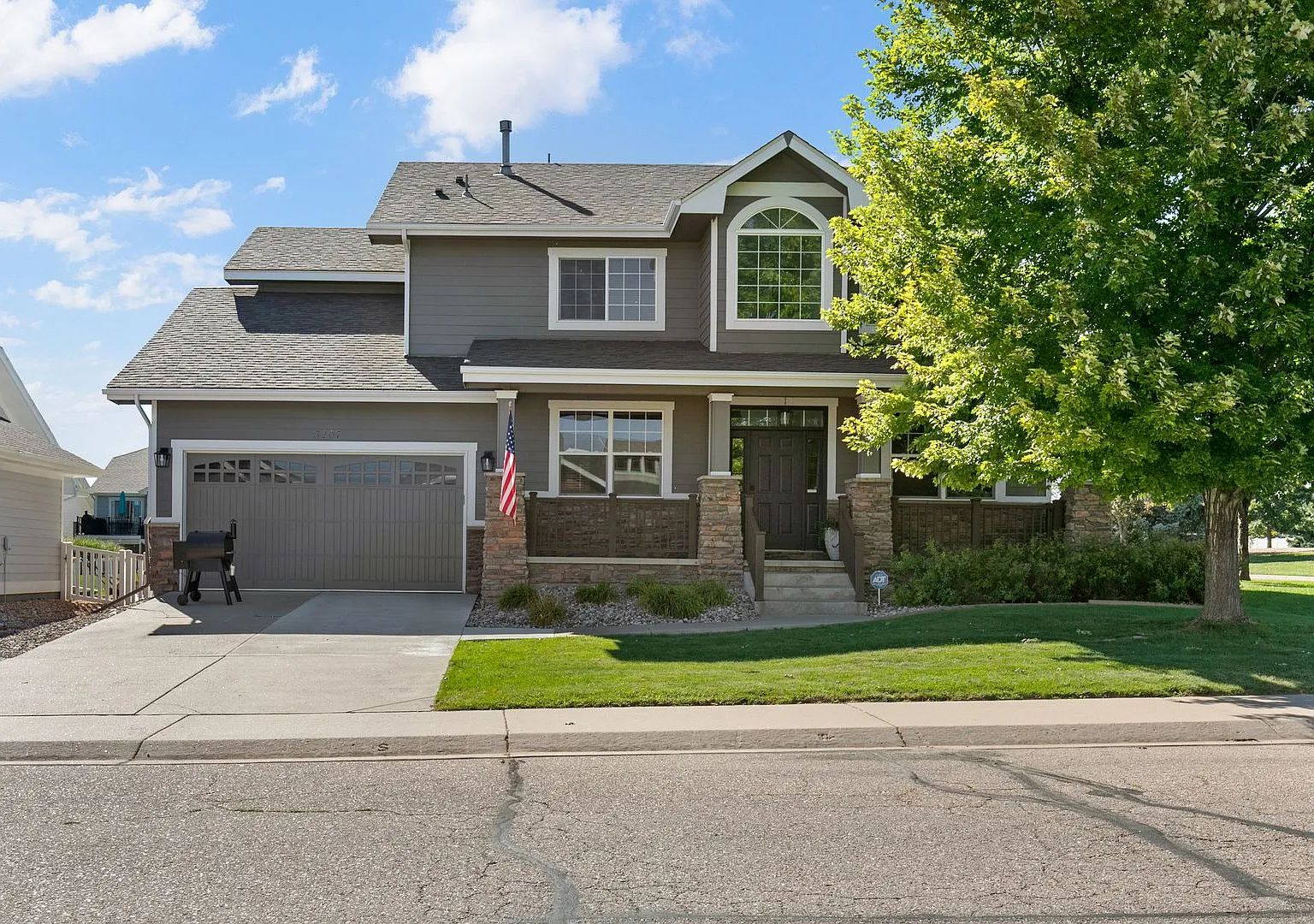 Spacious 4-Bedroom Home with Finished Basement in West Greeley — Photo 1