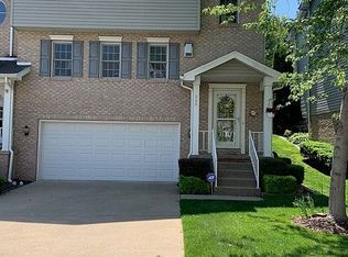 966 Ashton Pl, Morgantown, WV 26508