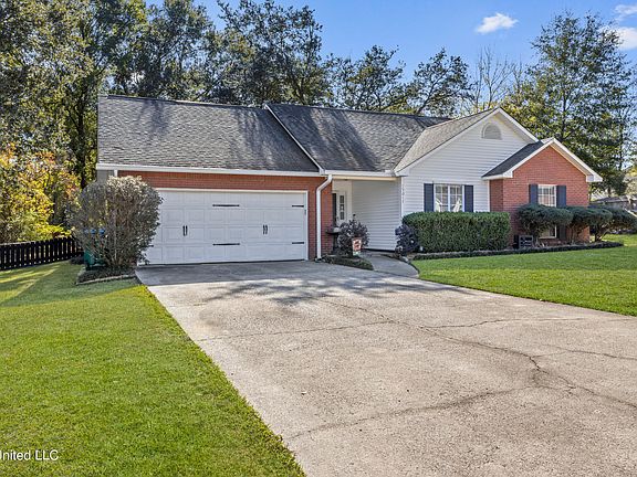 2nd image of 15017 Sagewood St