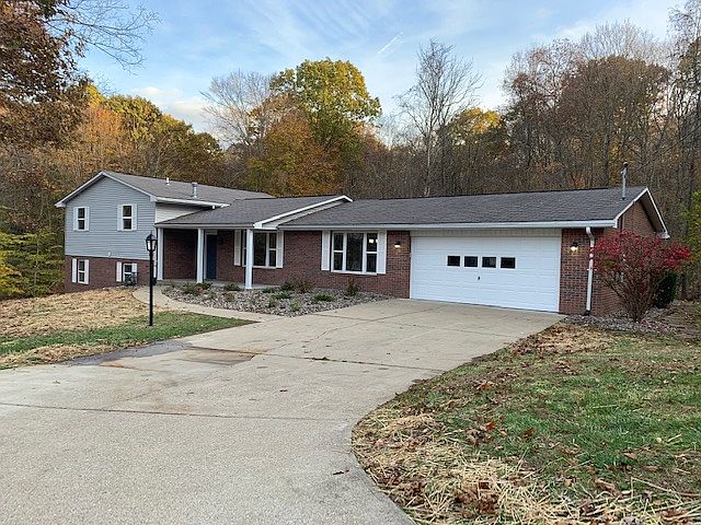 1st image of 211 Deerwalk Cir