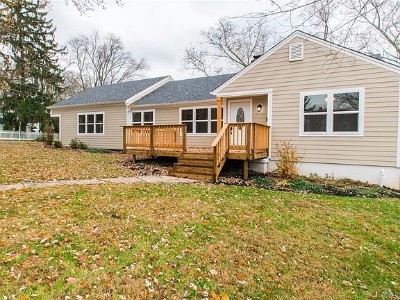2nd image of 419 W Orchard Ave