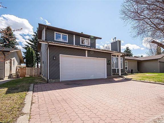 2nd image of 435 Christopher ROAD