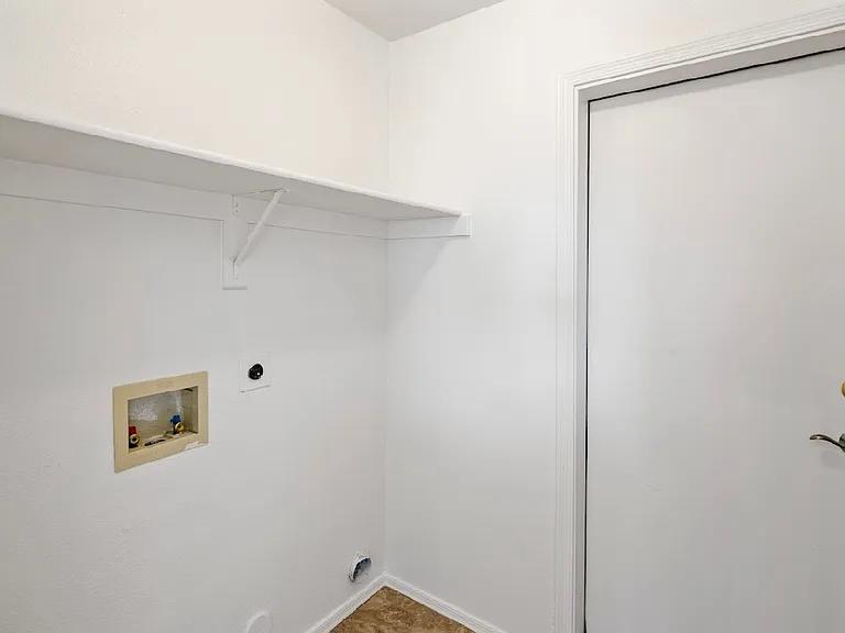 3106 N Sea Pnes — Photo 4